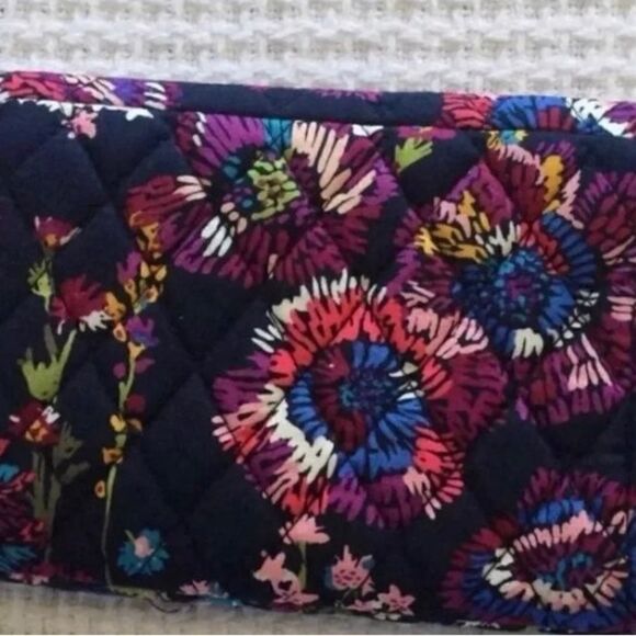 Vera Bradley Smartphone Wristlet in Midnight Wildflowers - Picture 2 of 4
